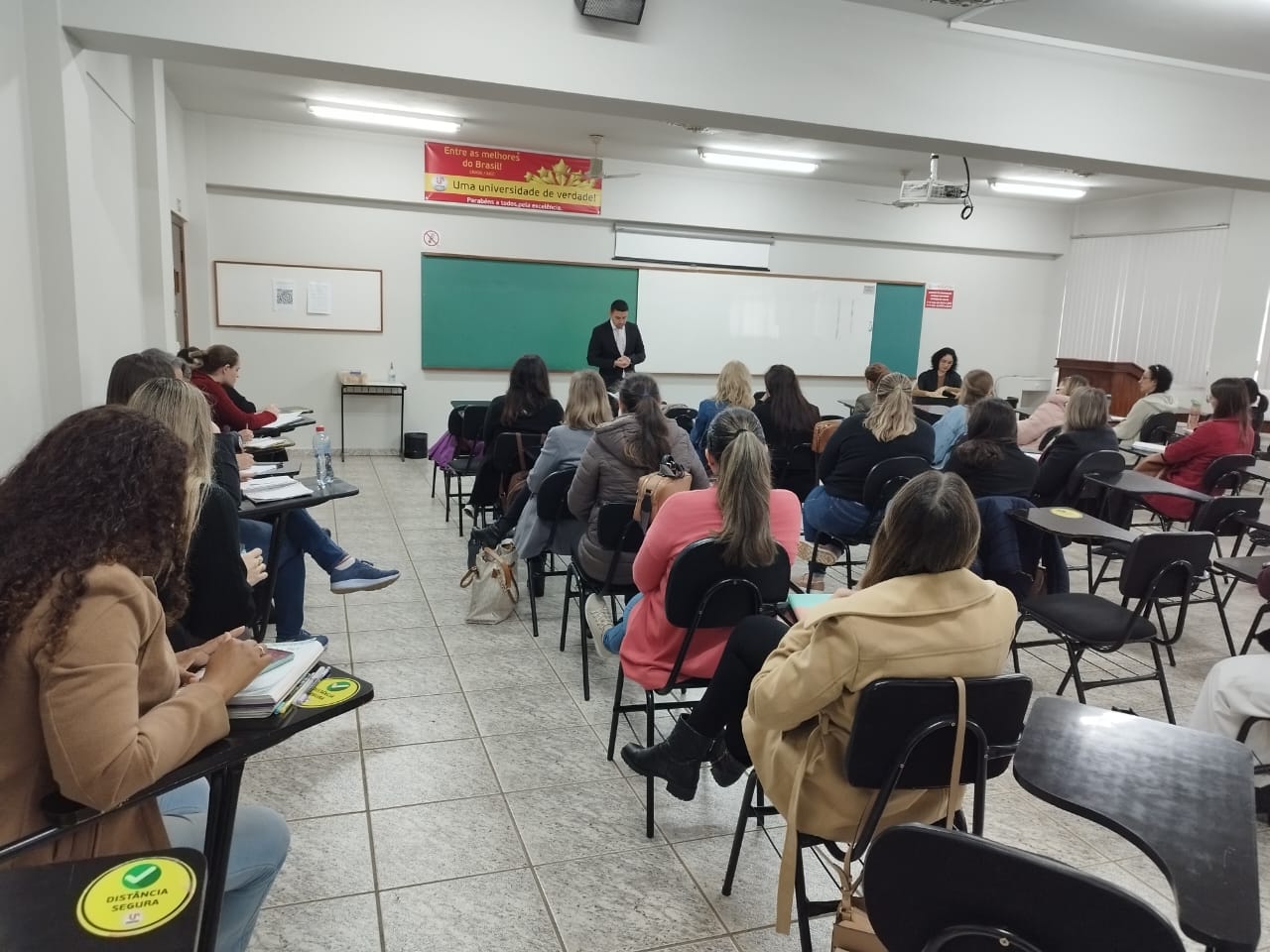 OAB visita Unipar e leva informações a profissionais de Assistência Social